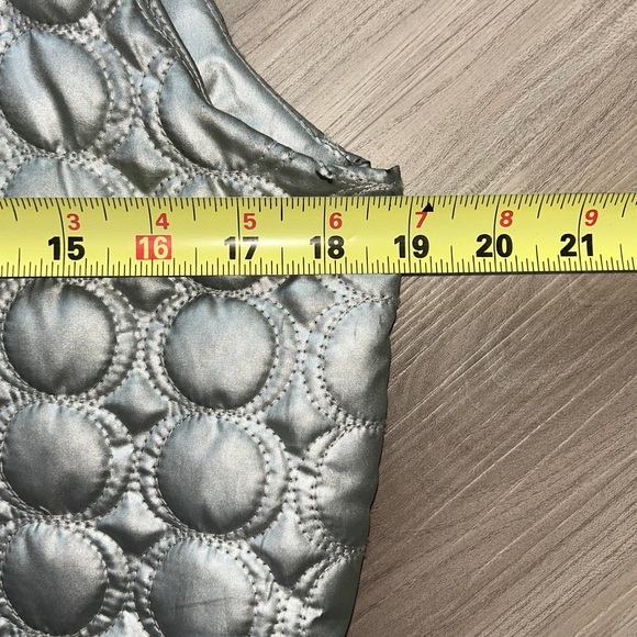 Activology Quilted Women's Puffer Vest SM Silver Metallic Cinched Waist Full Zip - Picture 10 of 13